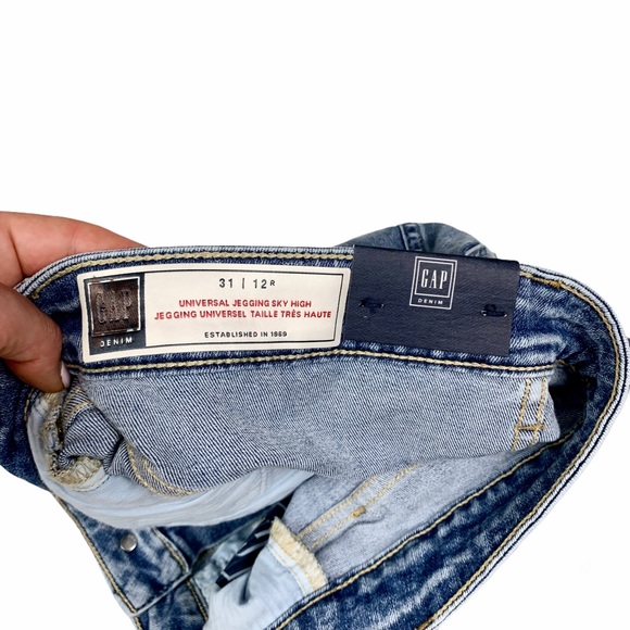 NWT GAP High Rise Jeans - Picture 5 of 5